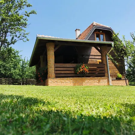 Seosko Domacinstvo Bondzulic * Uzice